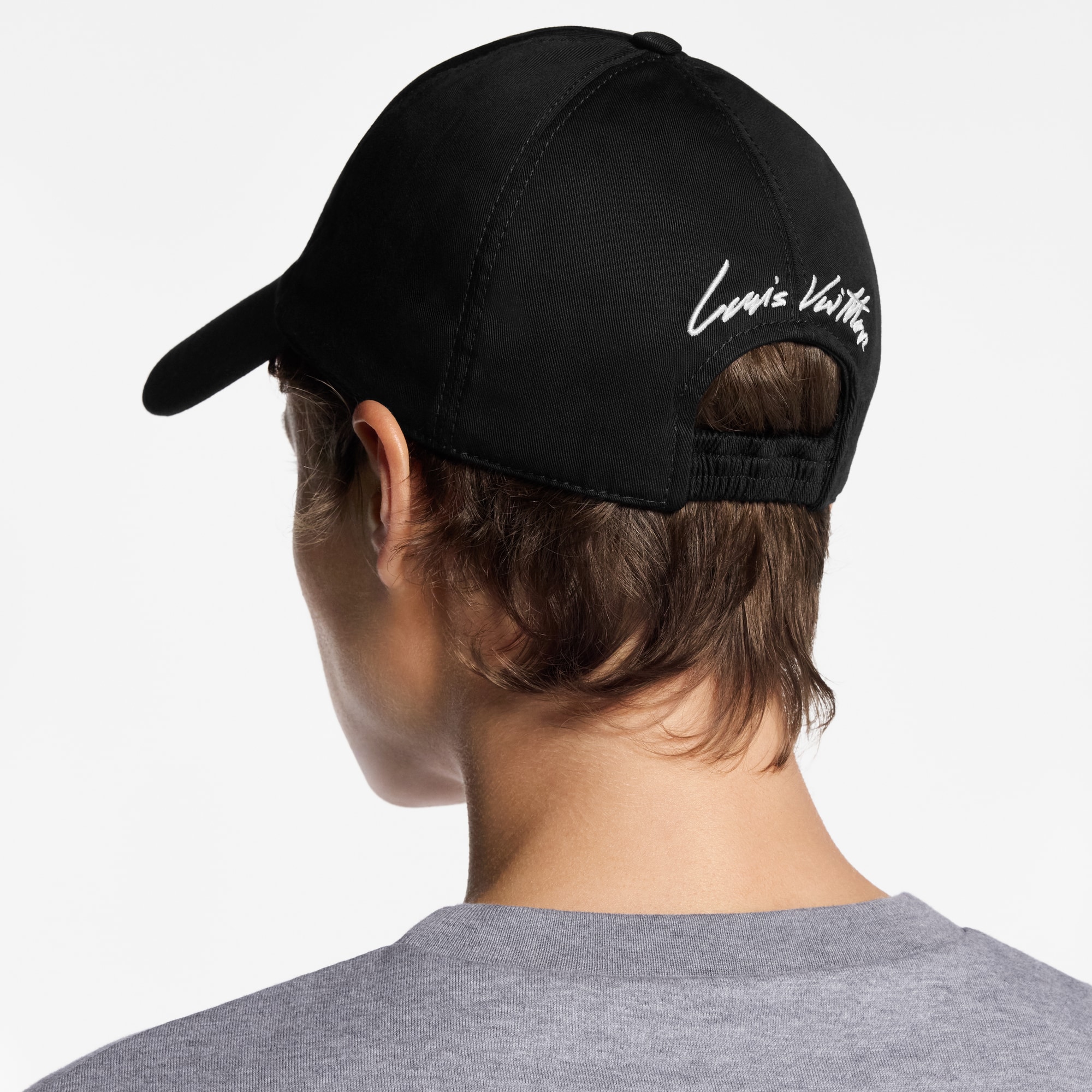 Louis Vuitton 黒キャップ LVロゴ刺繍 リーグ louis-vuitton-lv-league-cap--